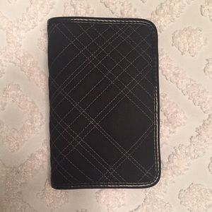Thirty-One Black Quilted Wallet
